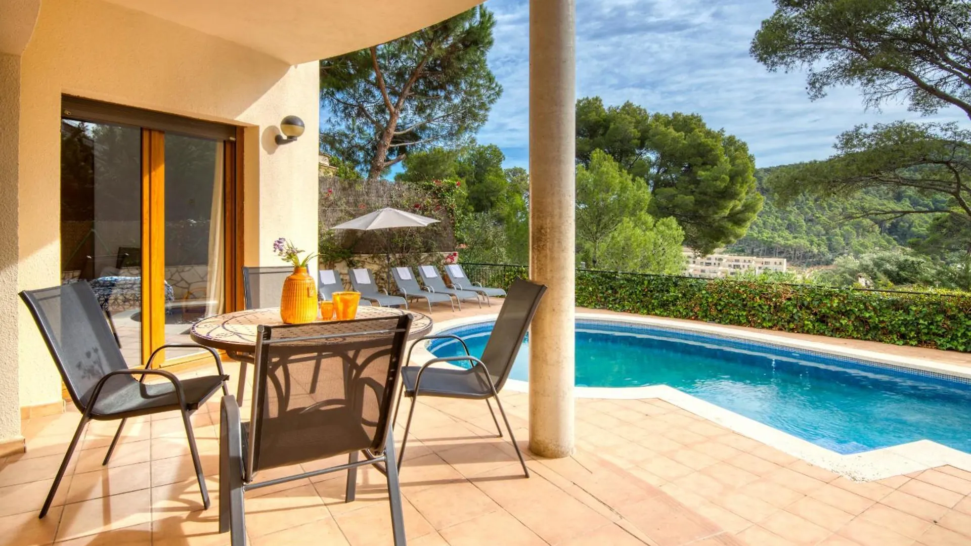 Begur-Sa Riera 156 Villa 0*, Begur Spanyolország